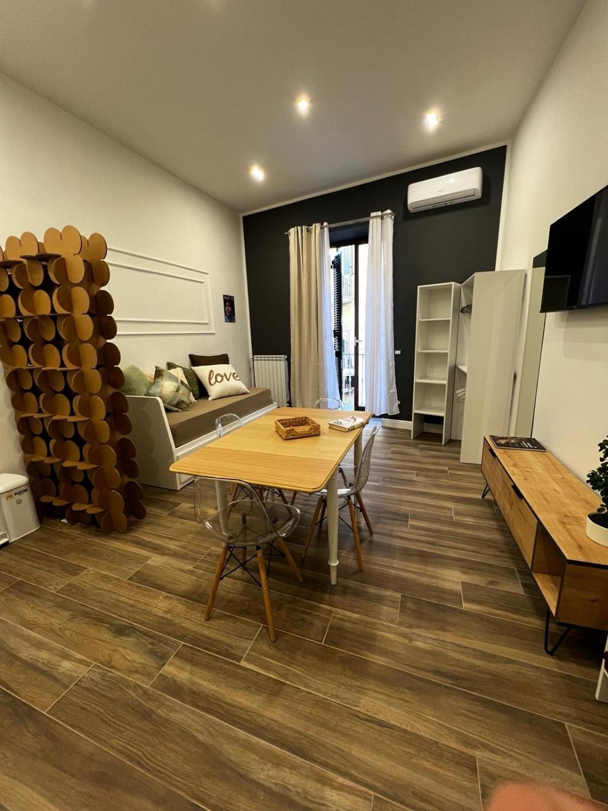 나폴리 Mama Mia House 아파트 외부 사진